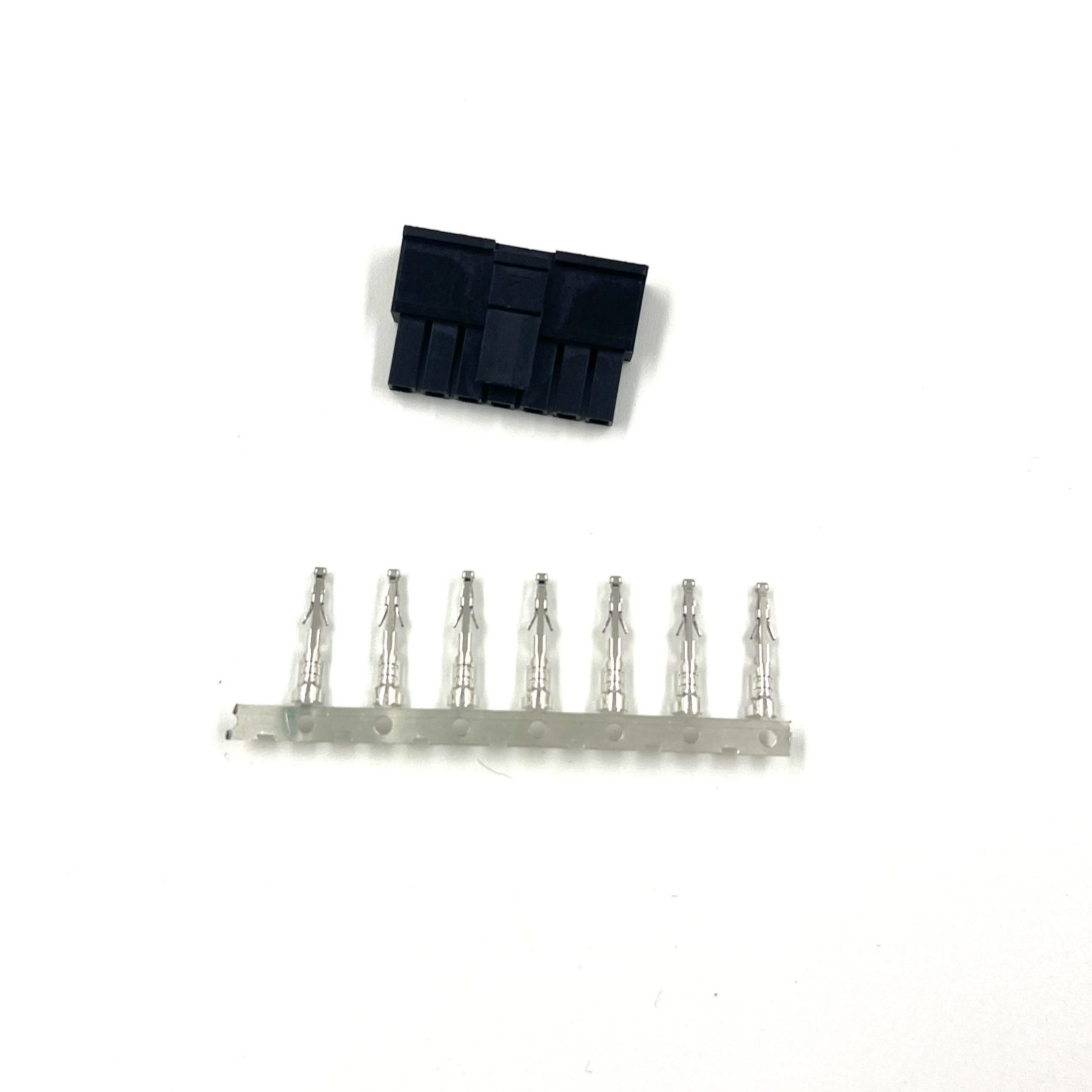 Micro Fit 3.0 43645  Receptacle Housing 436450700 Wire to Board