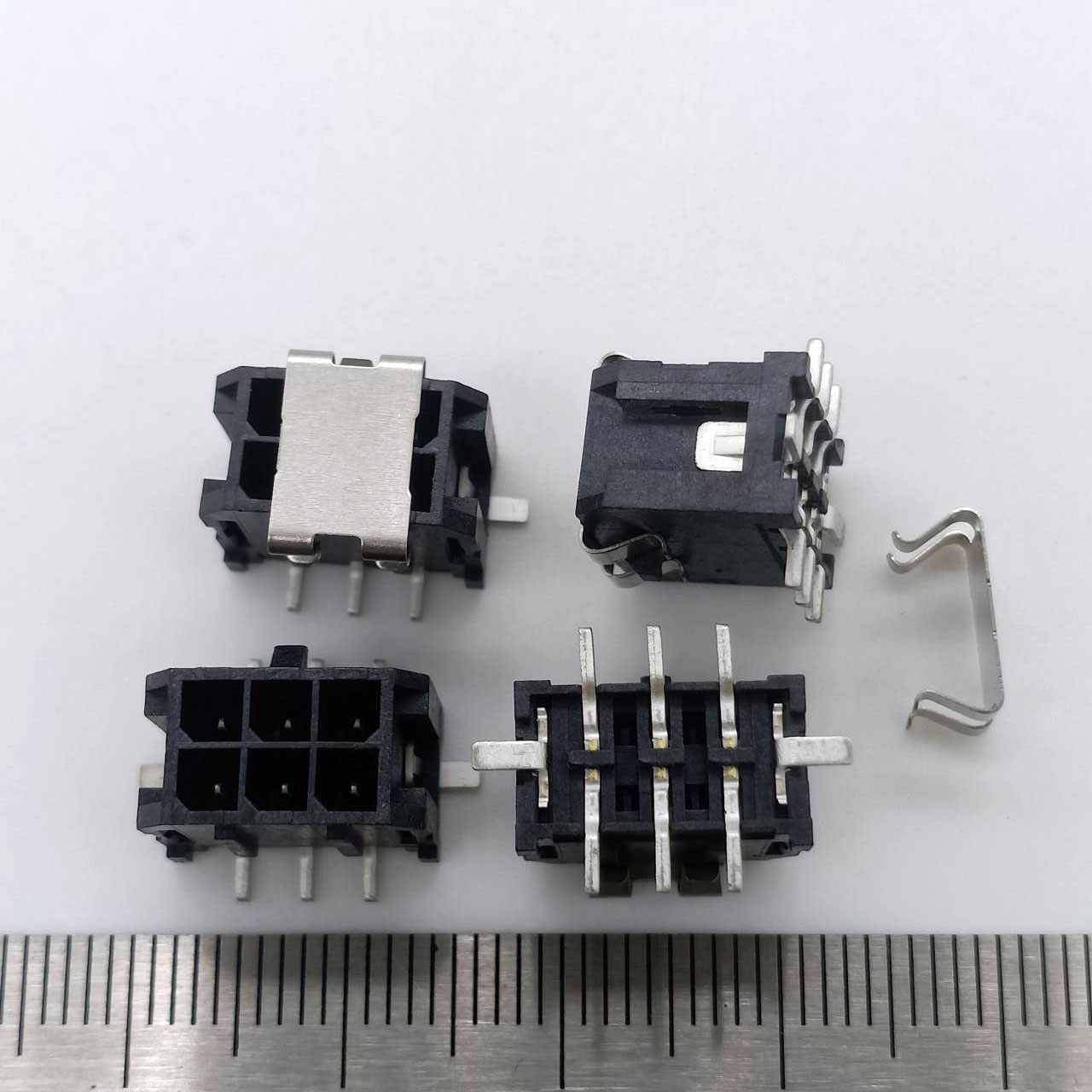 Molex Micro Fit 3.0 Power header connector 43045 6POS 0430450618 430450618 43045-0618